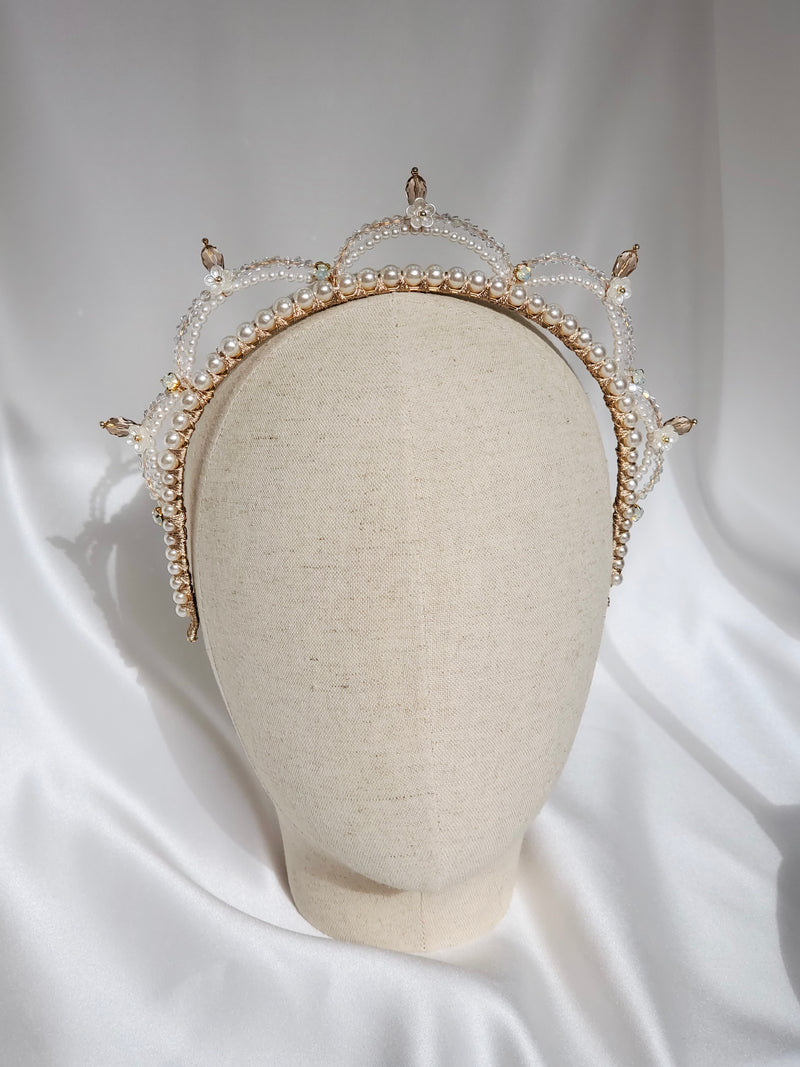 Grace Crown